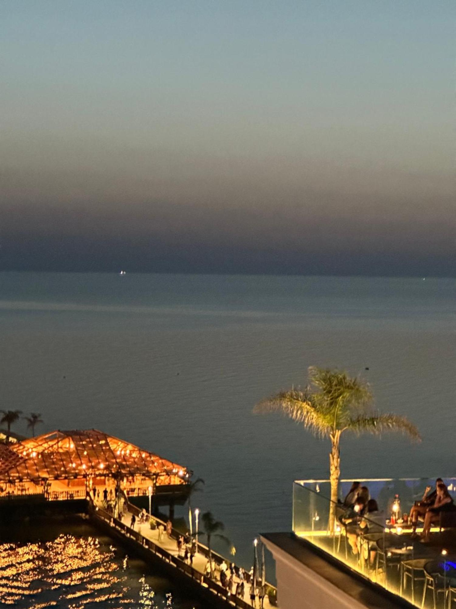 Klajdi Resort & Spa Golem  Ruang foto View of the Dead Sea from the Dead Sea Resort