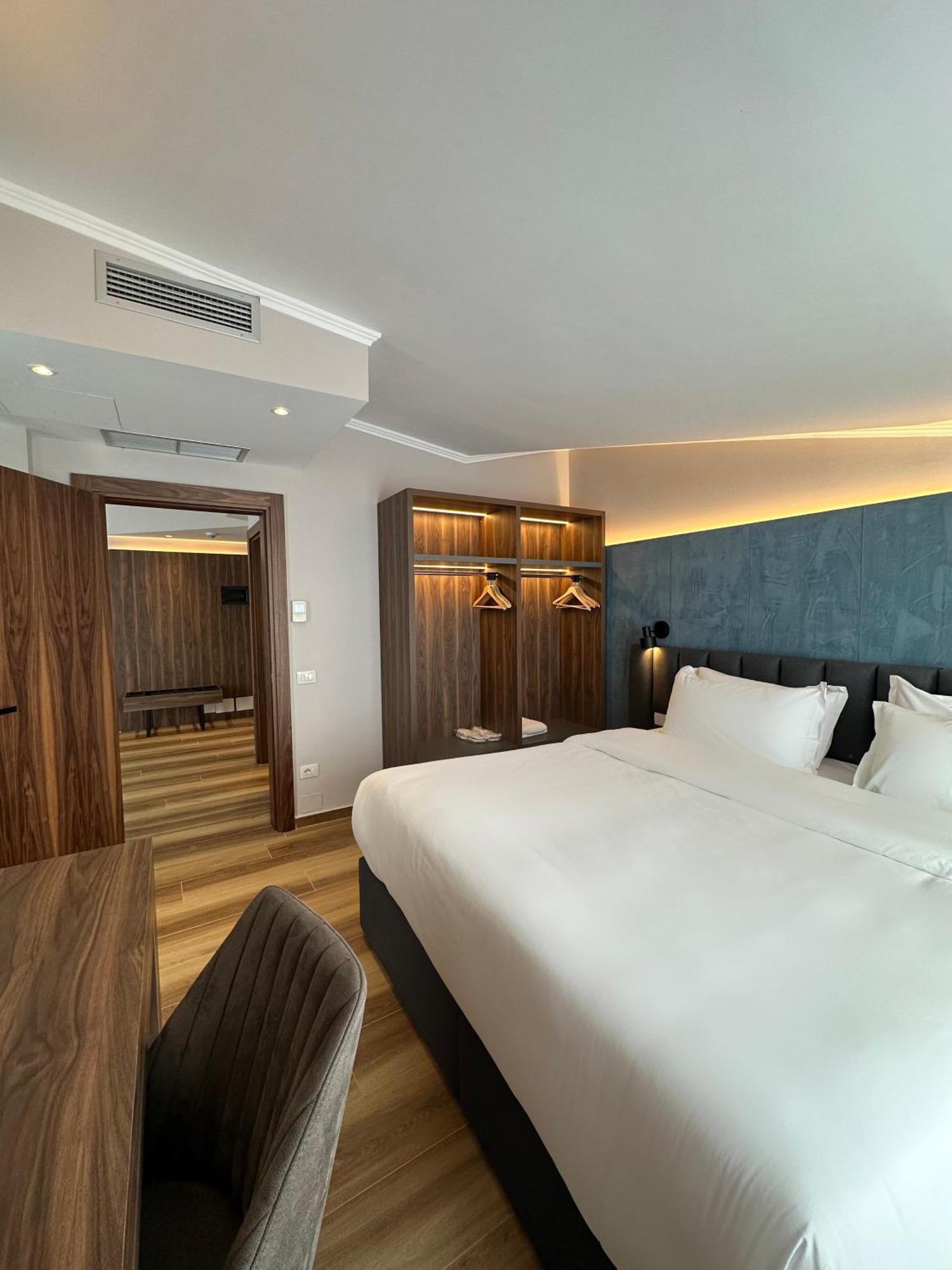 Klajdi Resort & Spa Golem  Ruang foto A room at the hotel