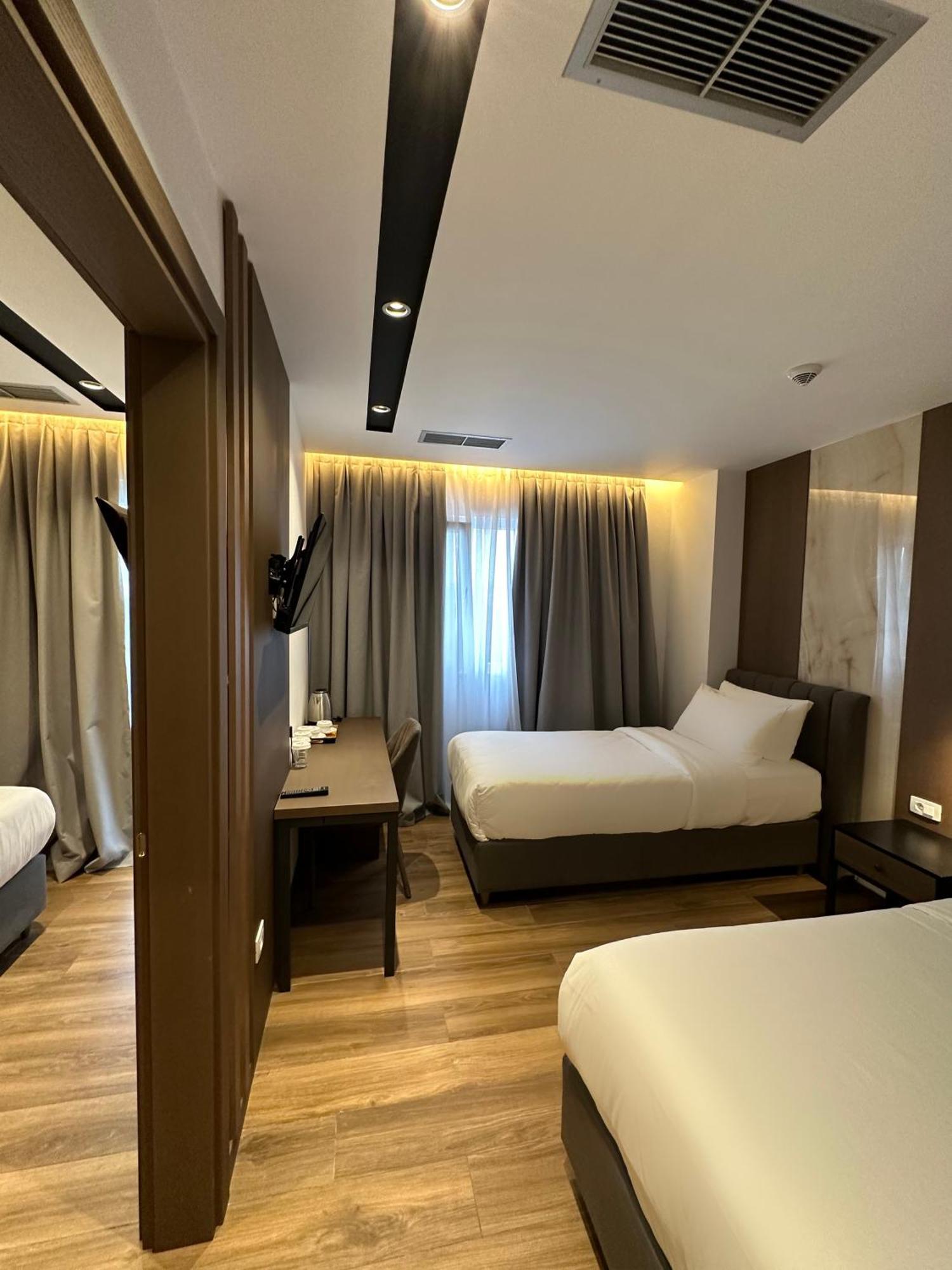 Klajdi Resort & Spa Golem  Ruang foto A room at the hotel