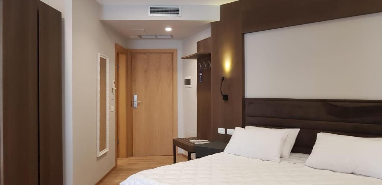 Klajdi Resort & Spa Golem  Bagian luar foto A room at the hotel
